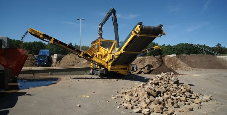 Демонтаж та переробка будівельного сміття (Demolition 2022. Part 3/3)